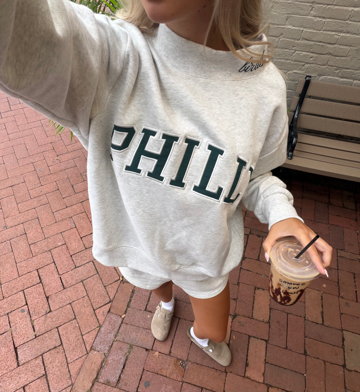 PHILLY MOCKNECK