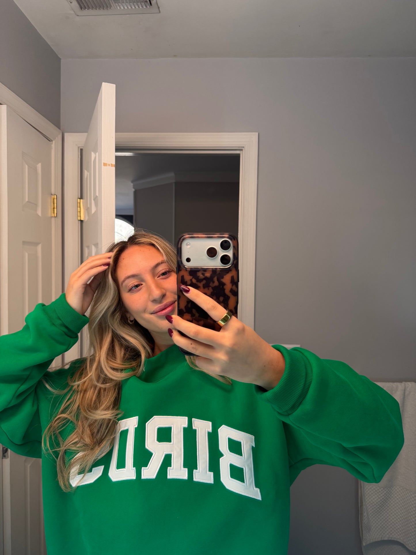 KELLY MOCKNECK