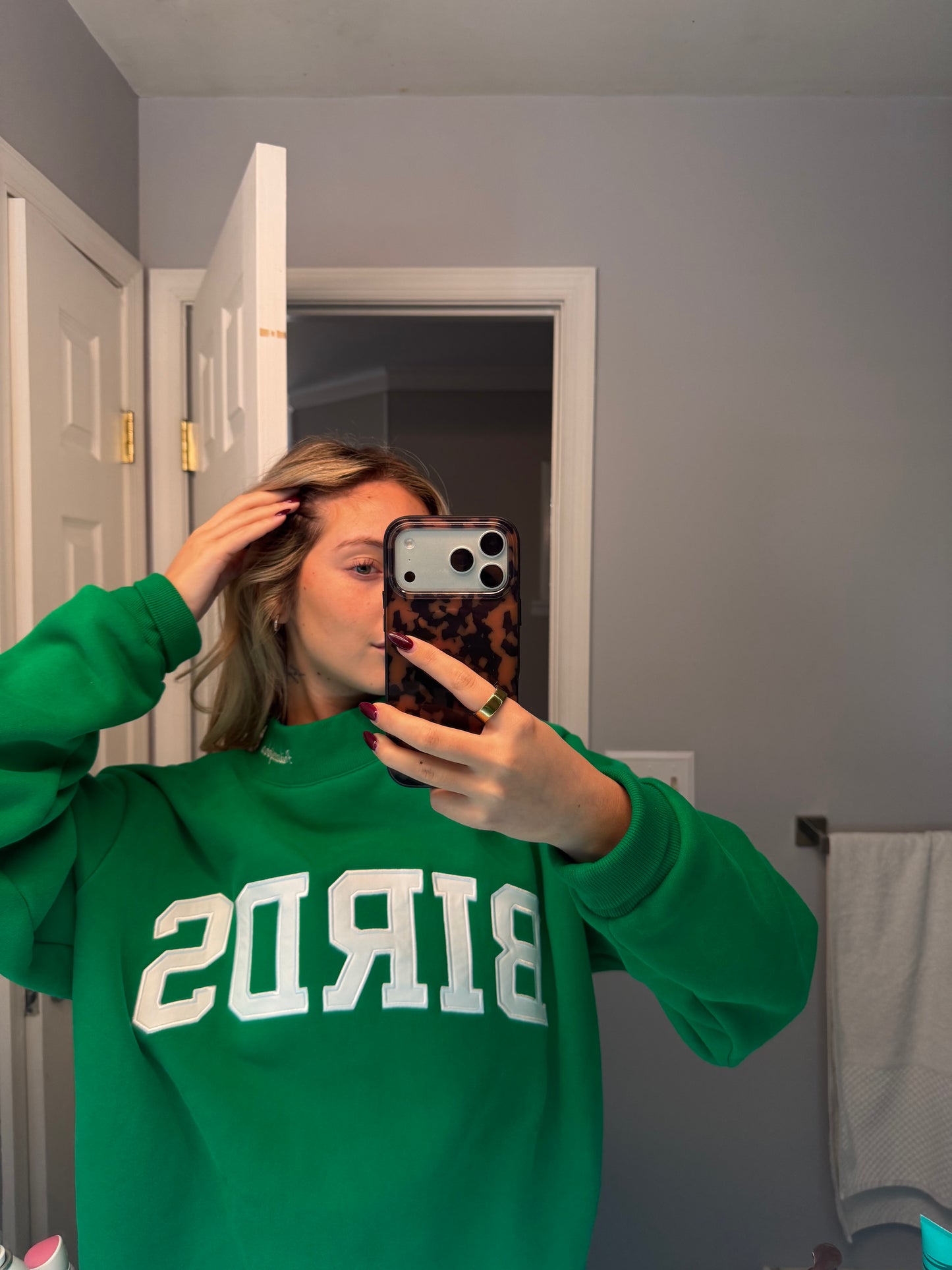 KELLY MOCKNECK
